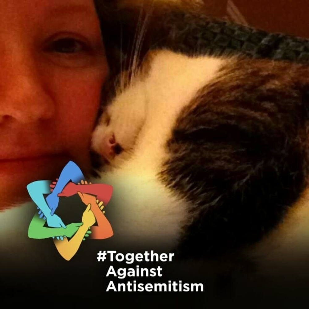 Meet your Posher, Gina